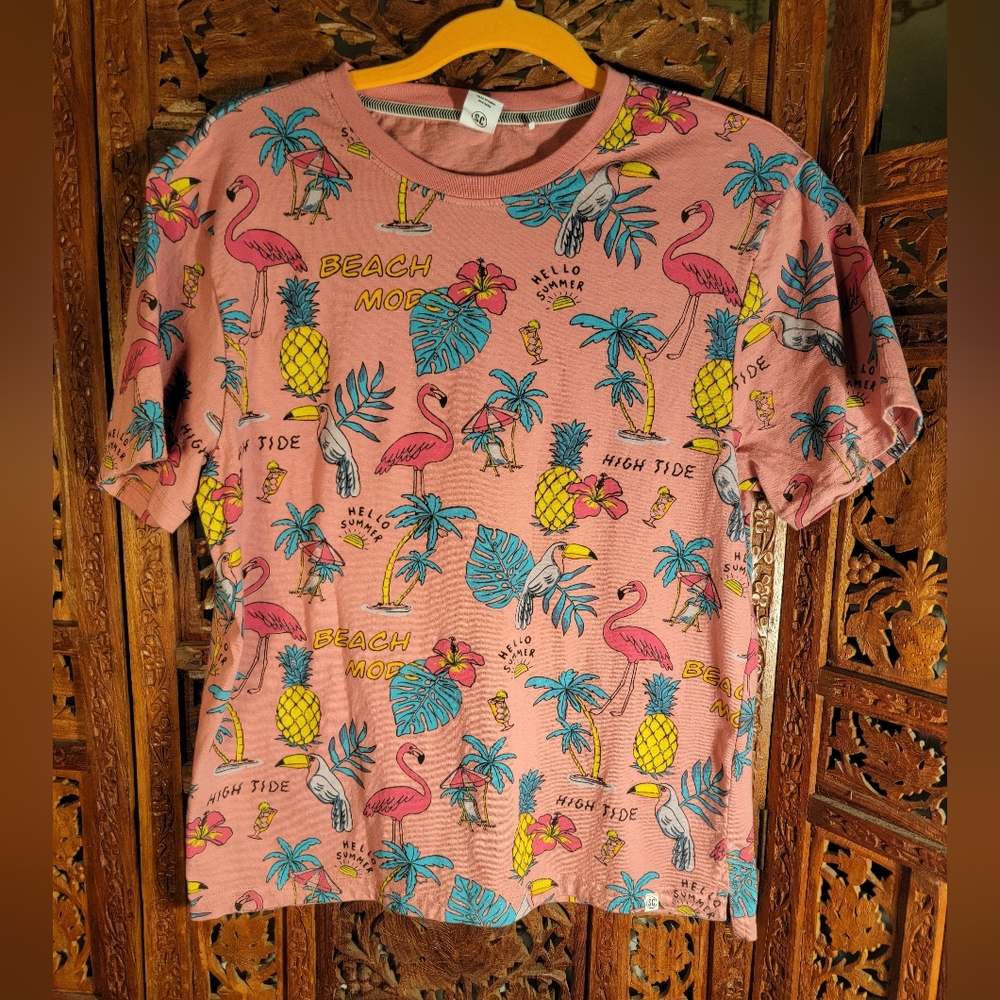 Sovereign Code Los Angeles Conway Beach Mode Blush Colored T-Shirt, Size Small
